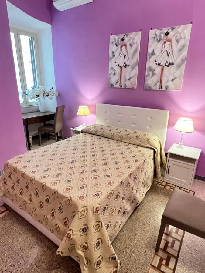 Double Room with Private Bathroom,1279616488:JPEG
